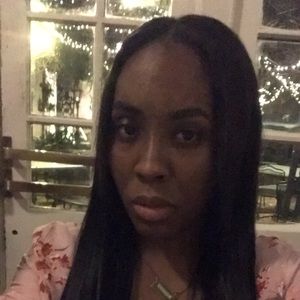 Meet your Posher, Veronica